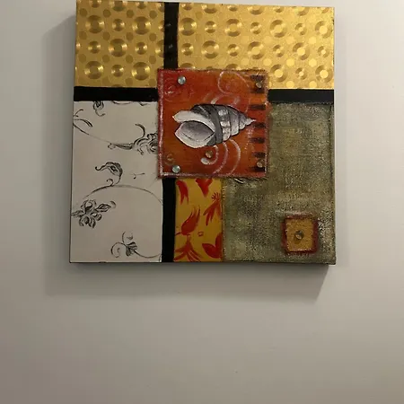 Apulia C アパート